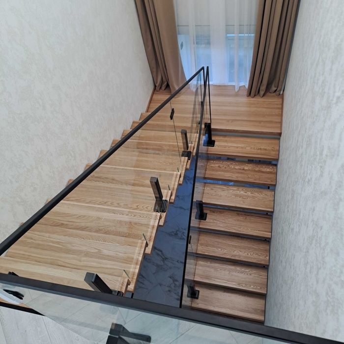 Изготовление лестниц под ключ