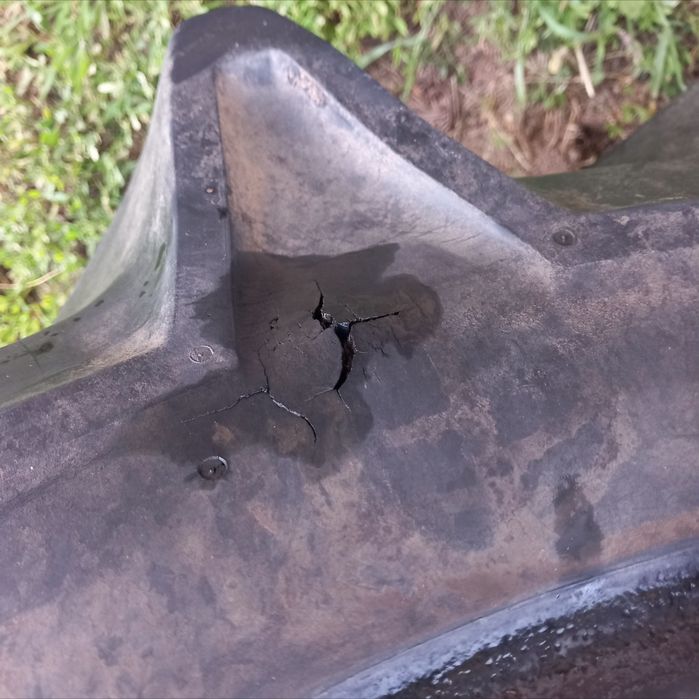 Гуми за малък трактор 11.2 24