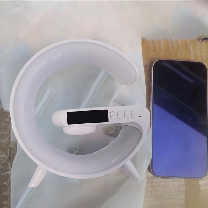 НОВО Безжично Зарядно-Нощна Лампа-Часовник-Bluetooth