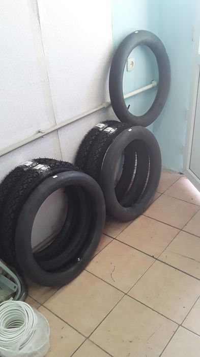 Покрышки и камеры на мотоциклы.