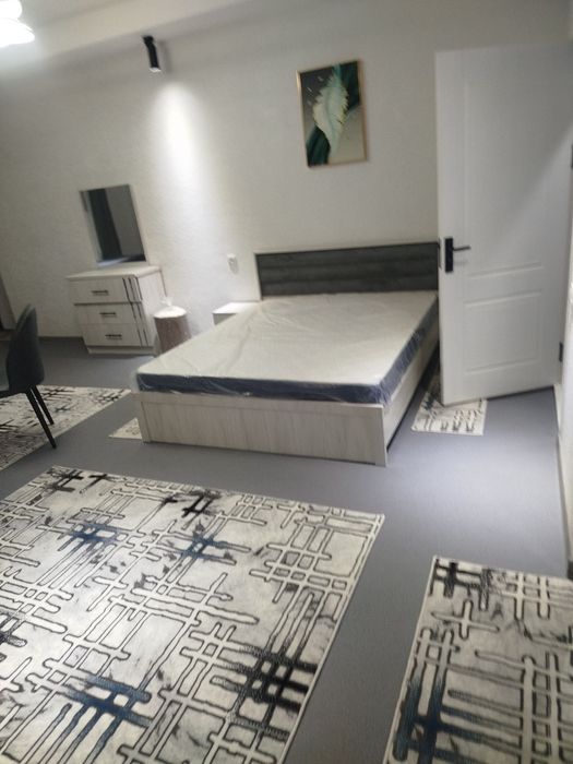 Циолковский 1 комнат 1 этаж 4 этажка