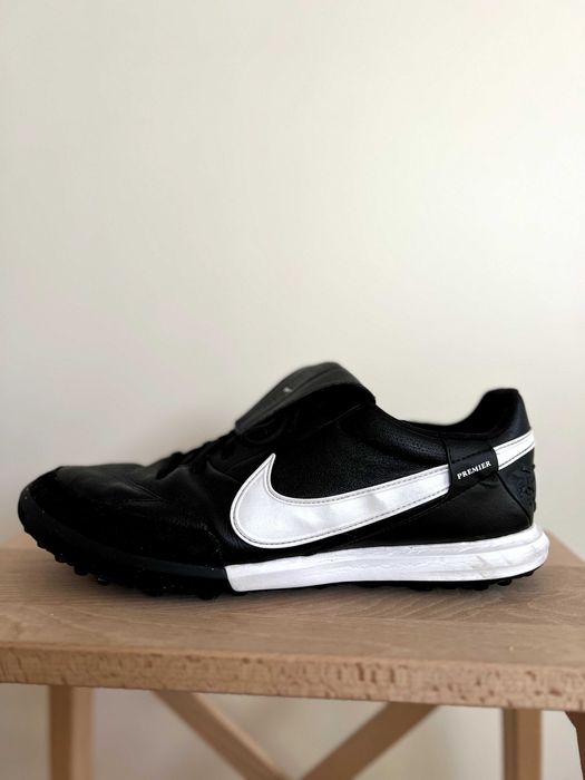 Обувки за футбол- Nike Premier III TF (стоножки)
