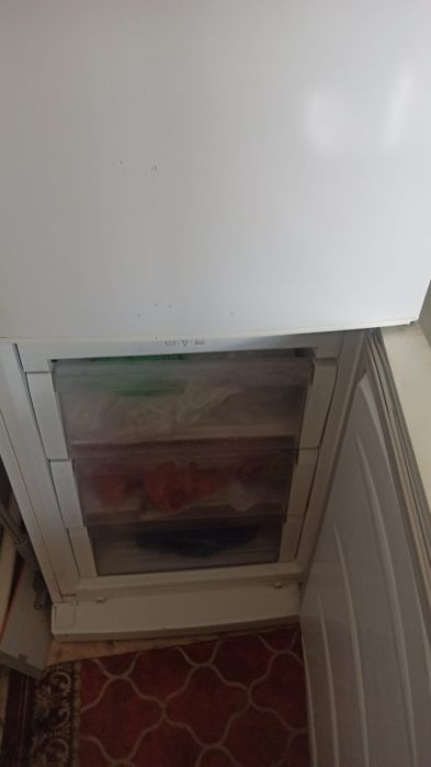 Холодильник LG..