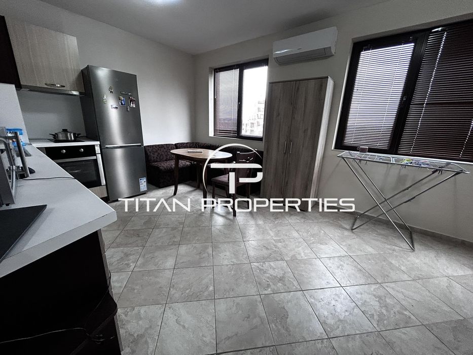 Дава се под наем Двустаен апартамент в Варна, Погреби - 65 кв.м за 375 € - Снимка #2