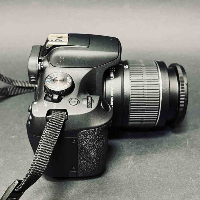 Фотоапарат CANON - EOS 2000D