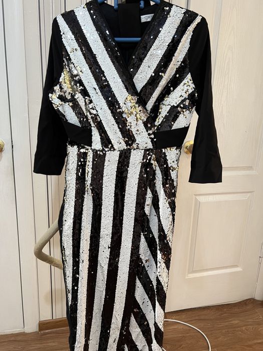 Шикарное платье