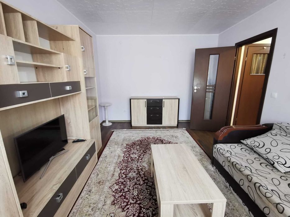 Inchiriez apartament 2 camere utilat langa piata centrala Deva
