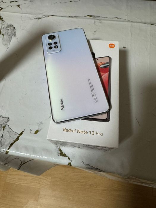В продаже Redmi Note 12 pro.