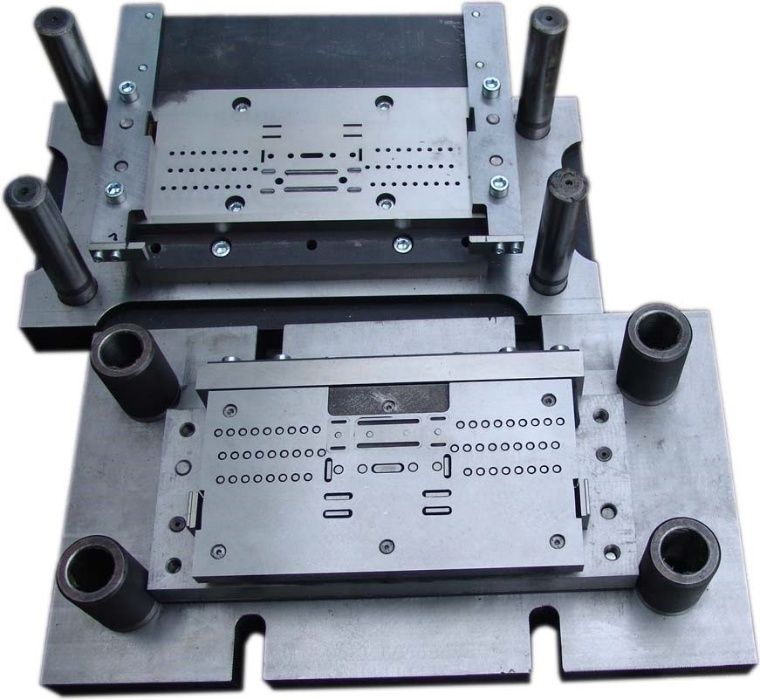 Вырубные штампы и пресс-формы