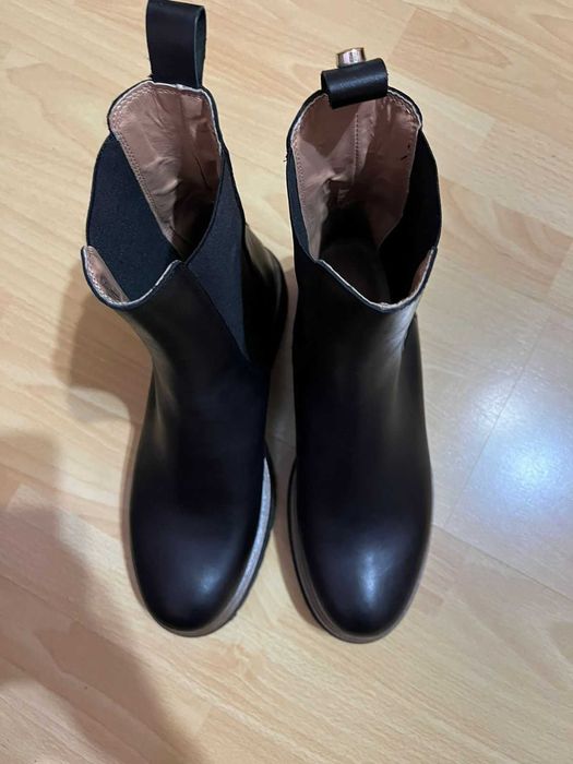 Челси Балдинини, 41 размер, новые