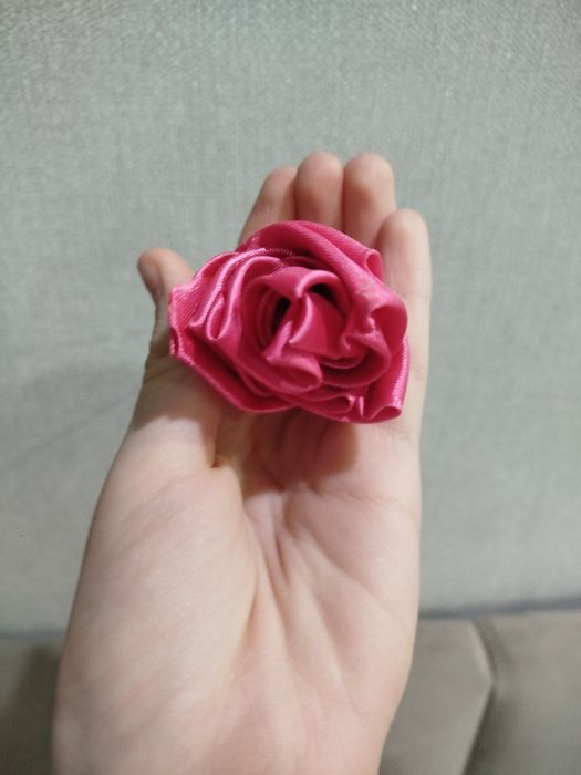 Самодельные розы из лент