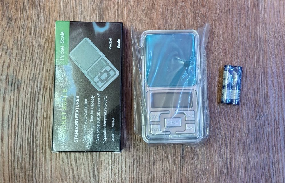 Mini cantar electronic pentru bijuterii cu afisaj LCD, 0.01-200 g,Nou!