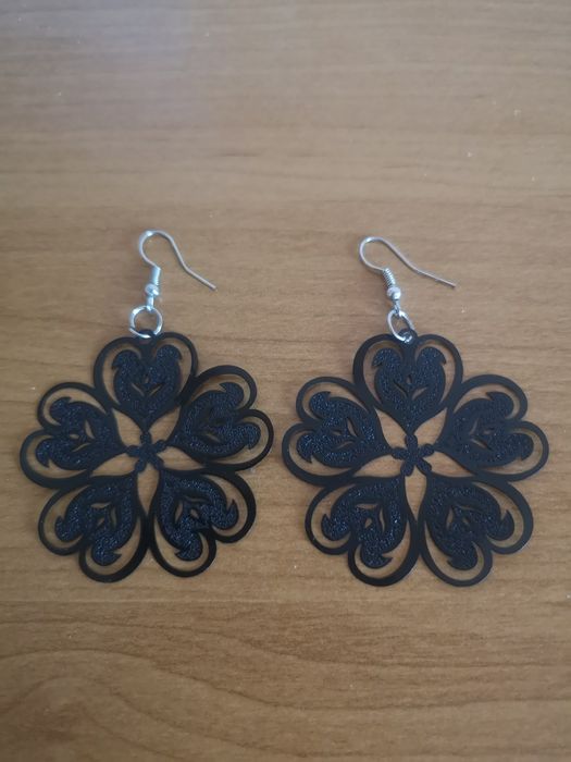 Обеци различни видове 3 - 6 лв