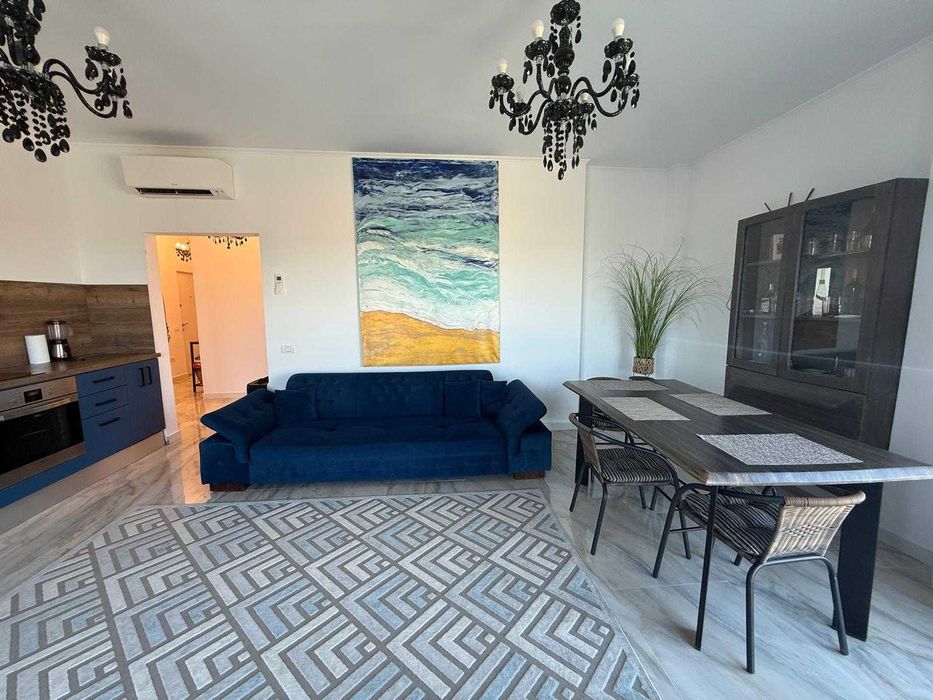 Apartament la malul marii langa Beach Please.