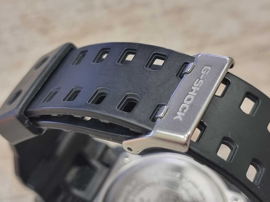 Часовник Casio G-shock