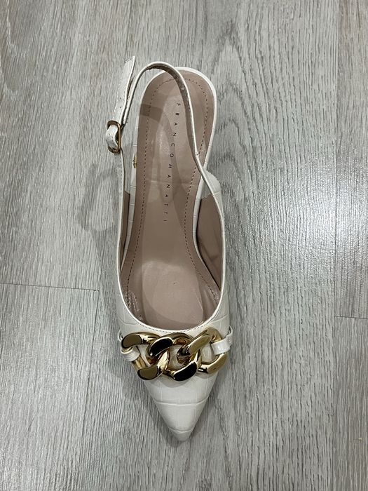 Нарядные туфли на каблуке