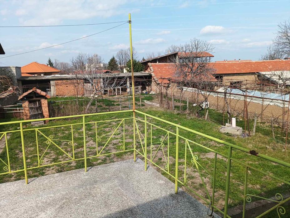 Продавам къща в с.Тополово