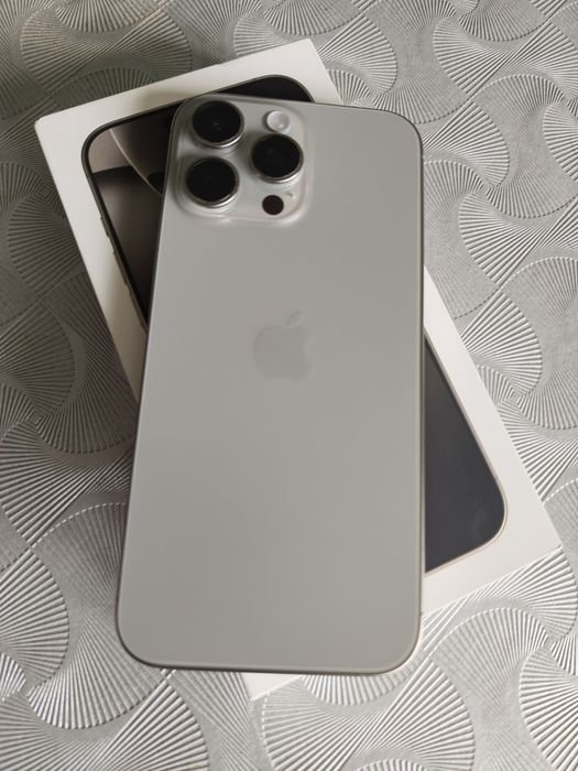 iPhone 16 Pro Max 256GB, 98% Battery Health