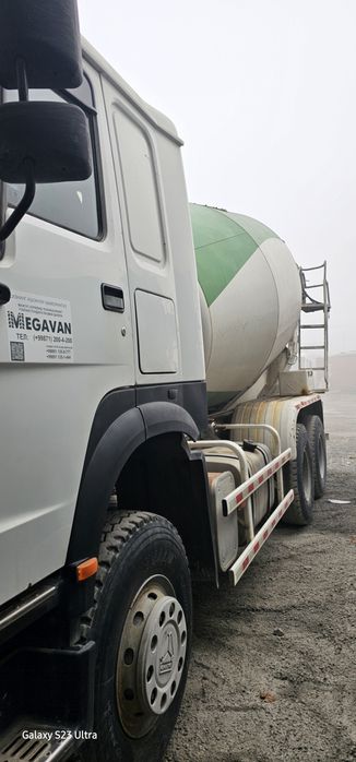 HOWO автомиксер дизель