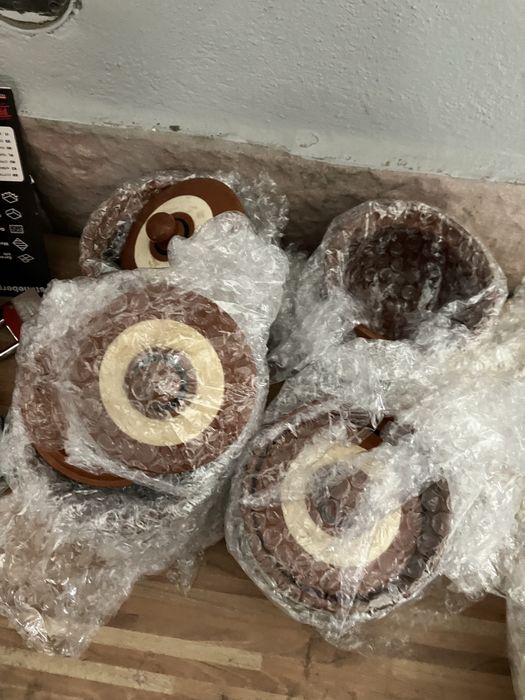 Новый чайный набор и 4 глиненных горшка