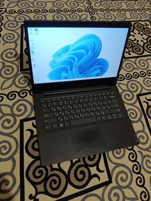 Ноутбук Lenovo Athlon Gold 3150U