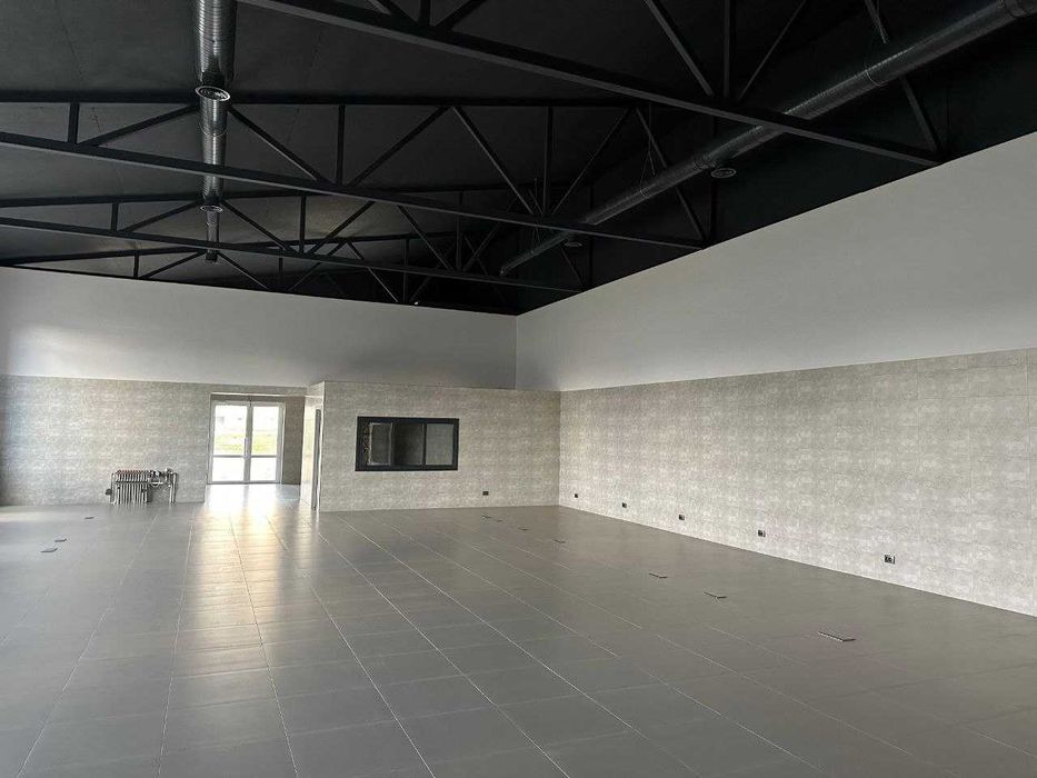 Отдельно-стоящее здание