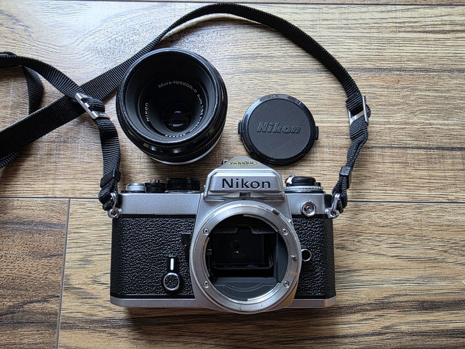 Nikon FE 55mm 3.5 macro