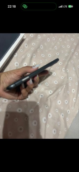 Vand iphone 11 urgent