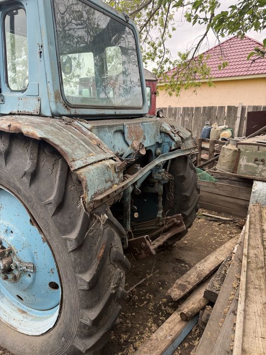 Продам 2 трактора