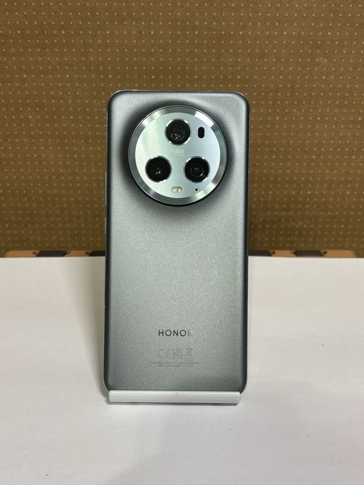 MDM vinde: Honor Magic 5 Pro, 512GB, Meadow Green.