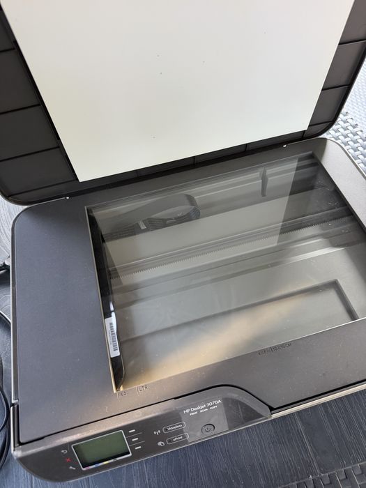 Принтер HP DeskJet 3070A – цветен мултифункционален принтер