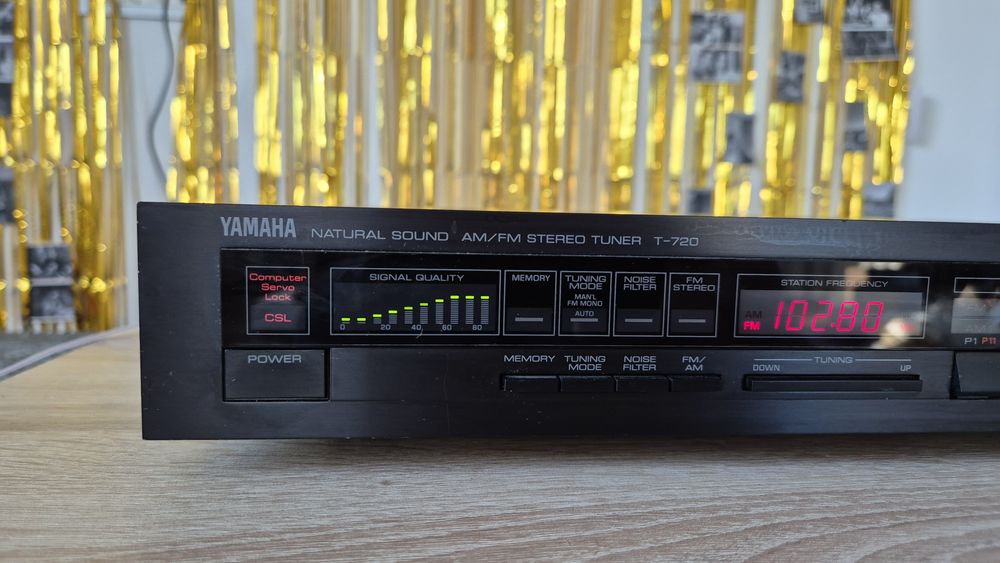 Tuner Stereo Yamaha T-720 (Natural Sound) ,impecabil