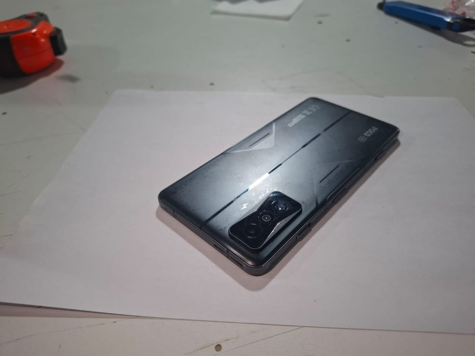 Хiaomi Poco f4 GT  256gb