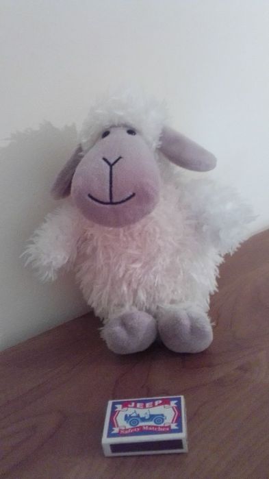 Фирменная игрушка овечка из Минисоо