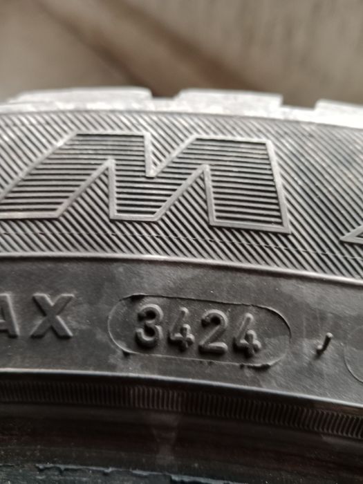 Балон 235/50/18 зима