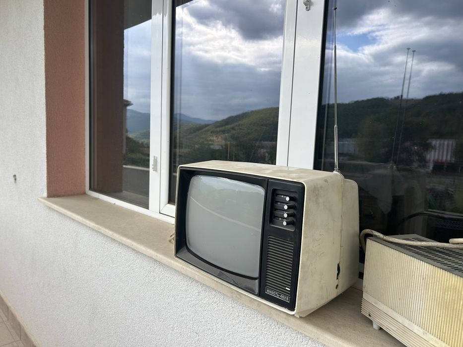 Телевизор Юность 402В