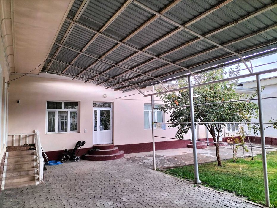 Olmazor tumanida xovli sotiladi