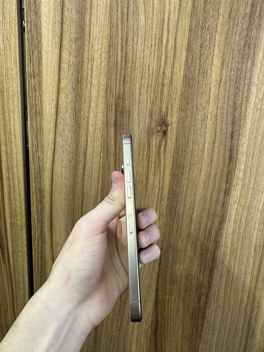 Iphone 16 pro max desert 256 gb 100 % 168 sikl