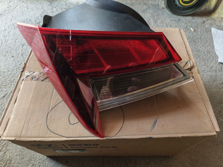 Фонарь Элантра в сборе