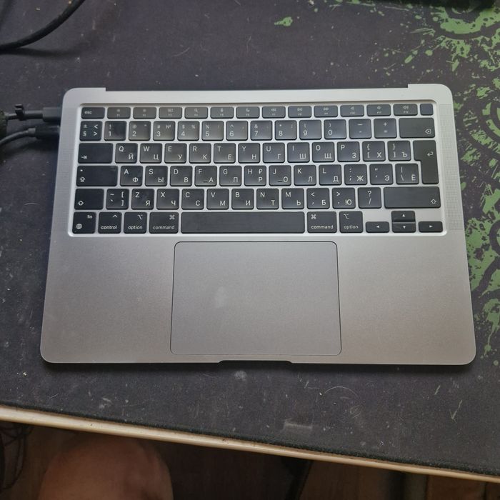 Macbook m1 2020 8/256gb