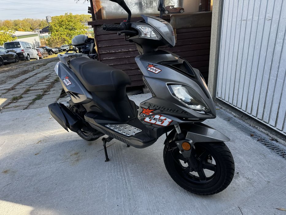 Scuter 125 cm fabricatie 2020 - se conduce cu B ul stare foarte buna