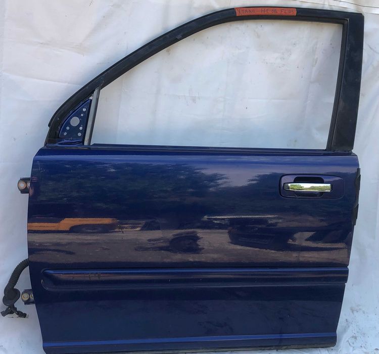 Предна лява врата Nissan X-trail T30 2003г