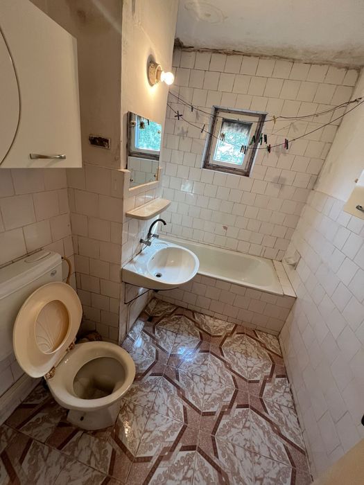 Vand apartament 2 camere in Rovinari judetul Gorj