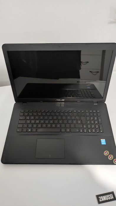 Laptop Asus X751 LAB 300