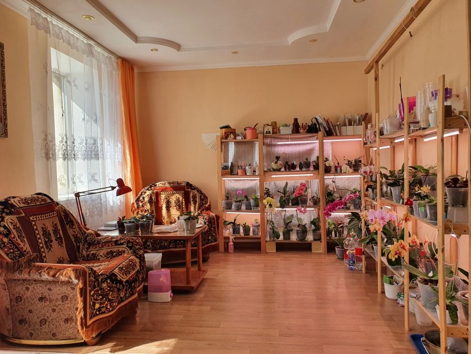 Продаётся двухэтажный дом