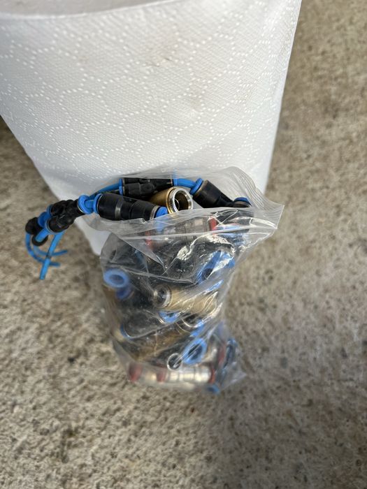 Diversi conectori rapizi pneumatici