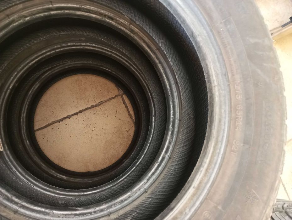 Продавам летни гуми 175/65/14 82Т