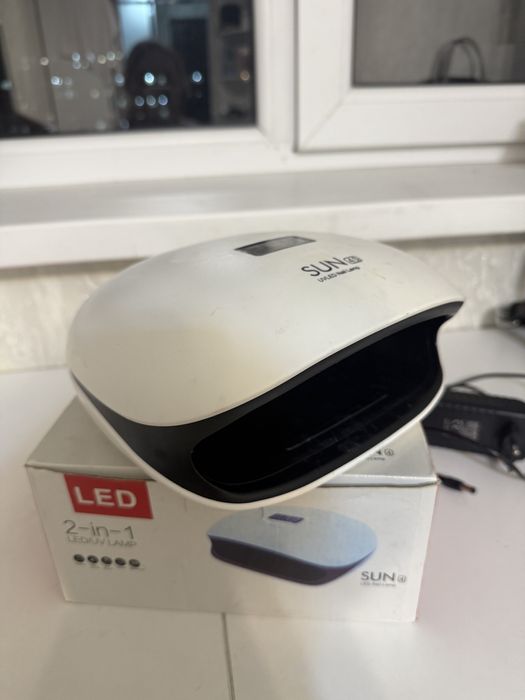 Лампа для маникюра