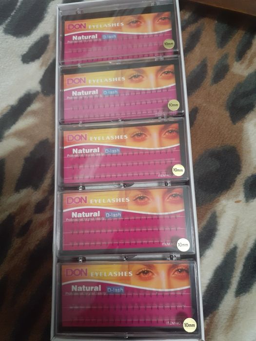 Накладные ресницы.