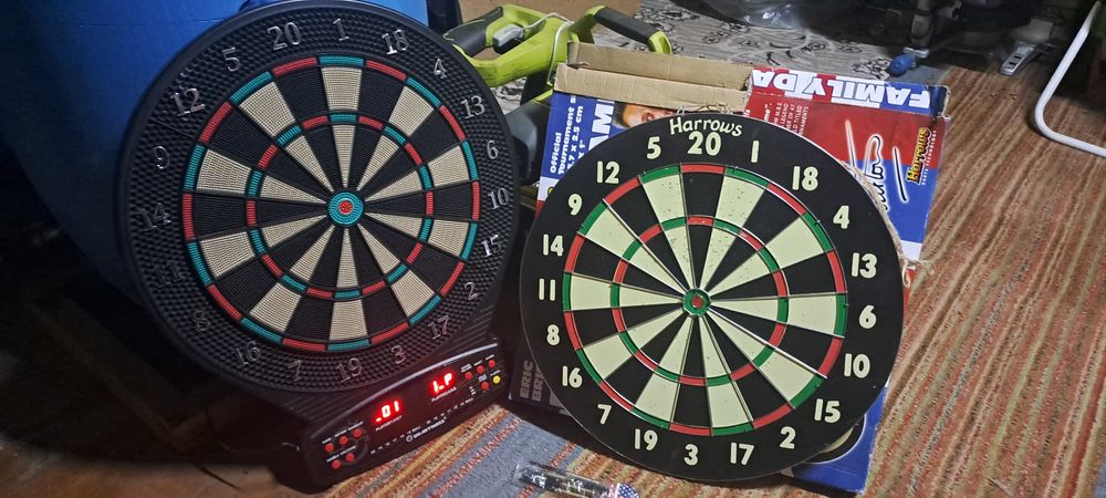 Vand 2 Jocuri Darts